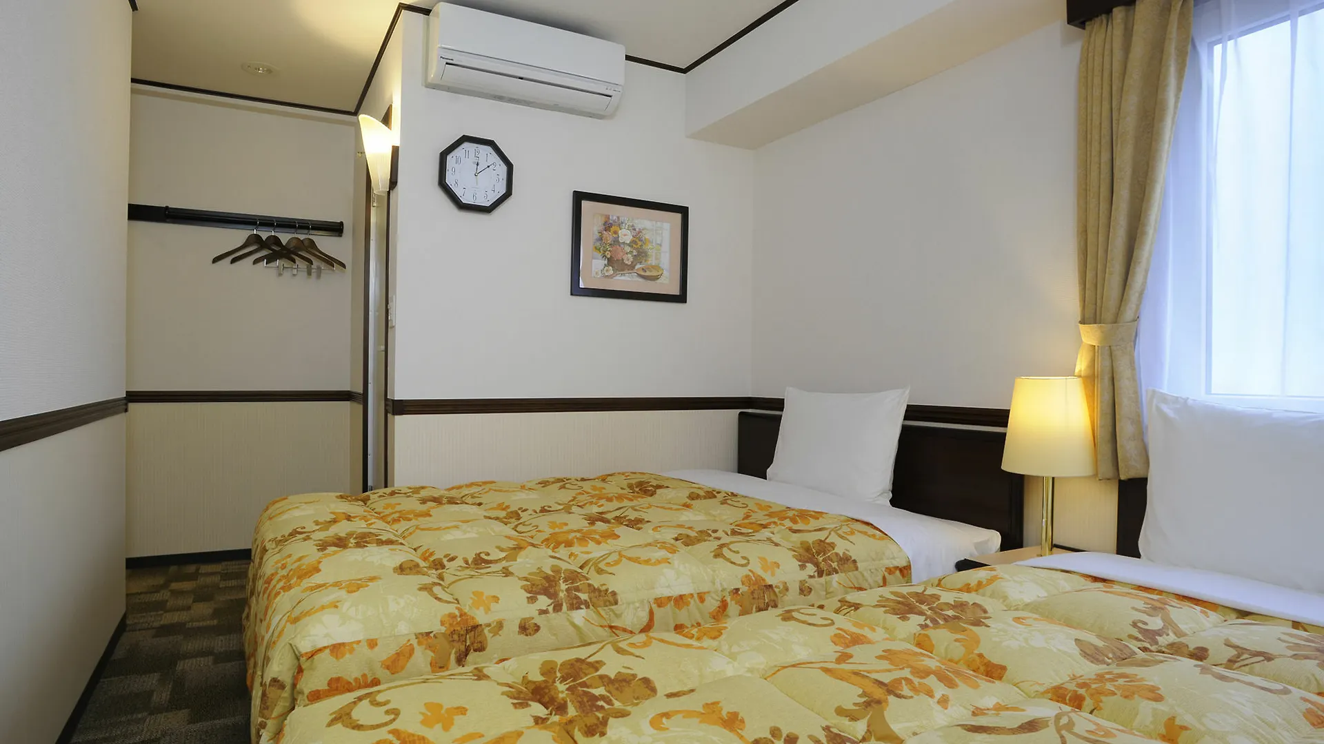 Toyoko Inn Osaka Umeda Nakatsu No.2 Hotel